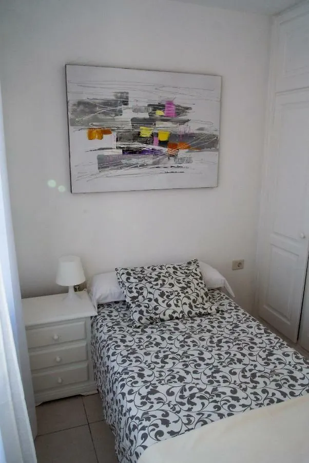 Apartamento La Gaviota Playa Honda  Apartment